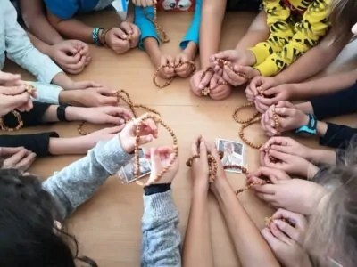 ROMERÍA MATRIMONIOS JÓVENES